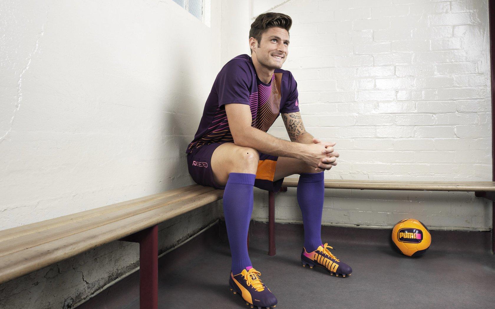 英国vs立陶宛，瓦兰领衔强攻，三狮军团险胜取开门红