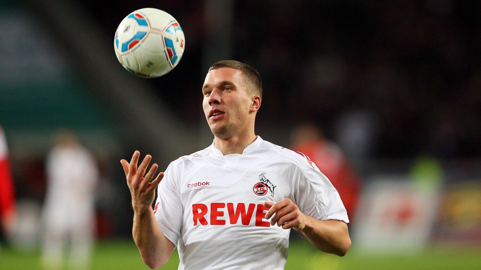 安联火力全开！拜仁慕尼黑主场五球横扫美因茨，王者状态全面回归